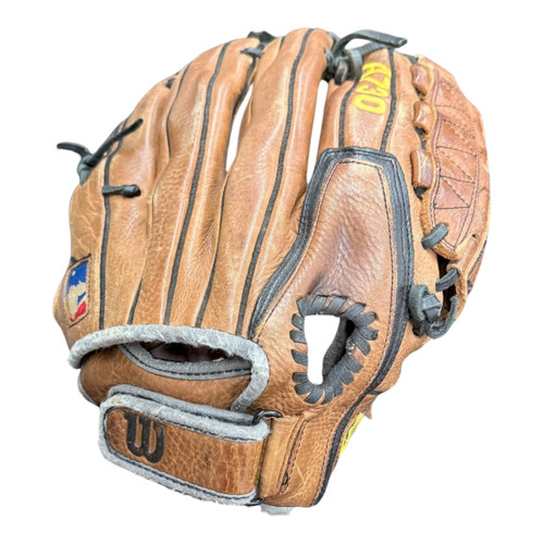 Vist Large View of Product Image Which is Used Wilson A730 BB/SB Glove RH Throw Brown 12 1/2"
