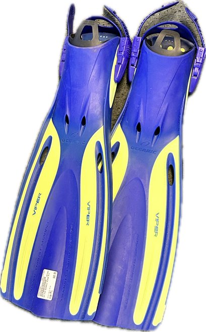Vist Large View of Product Image Which is Used Underwater Fins Royal Blue M/L