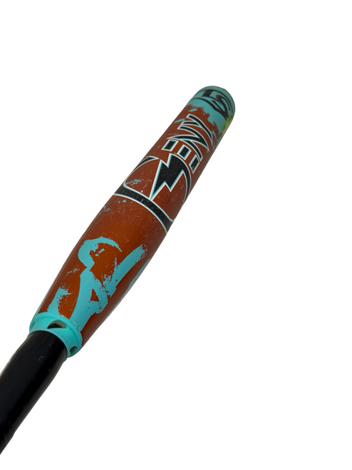 Vist Large View of Product Image Which is Used Louisville Slugger GENY SPGNYUE-24 USSSA 26oz Slowpitch Softball Bat 34" 34/26