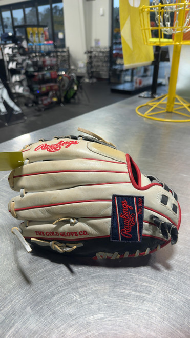 Vist Large View of Product Image Which is Used Rawlings HEART OF HIDE BB/SB Glove RH Throw Grey 12"