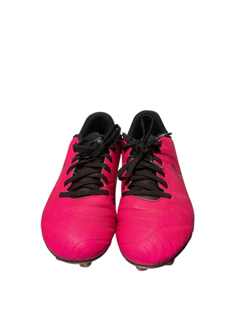 Vist Large View of Product Image Which is Used Nike Soccer Cleats Pink Youth 06.0