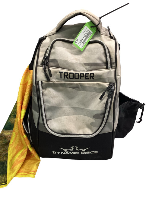 Vist Large View of Product Image Which is Used Dynamic Discs TROOPER Disc Golf Backpack Beige
