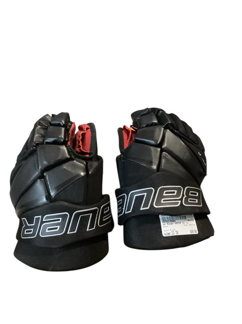 Vist Large View of Product Image Which is Used Bauer VAPOR 3X Senior Gloves Black 13"