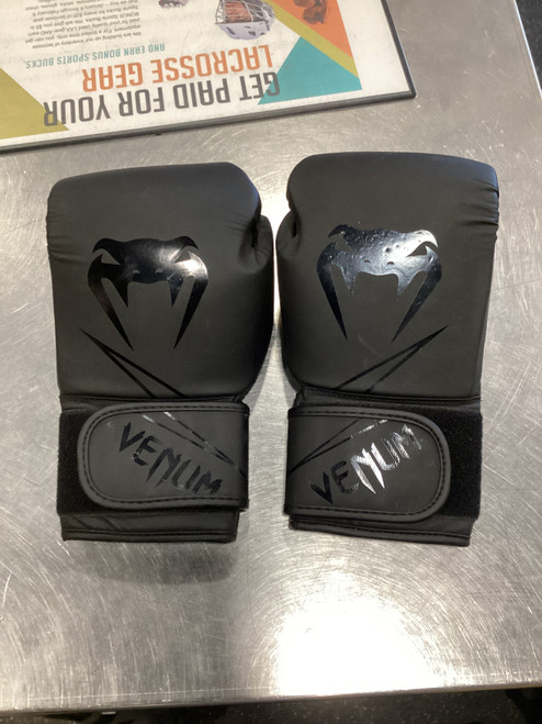Vist Large View of Product Image Which is Used Venum Boxing Gloves Black MD