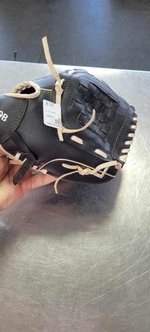 Vist Large View of Product Image Which is Used 10.5 BB/SB Glove RH Throw Black 10 1/2"