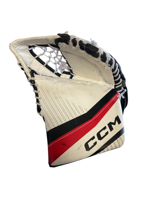 Vist Large View of Product Image Which is Used CCM YFLEX3 Junior Goalie Catcher Red