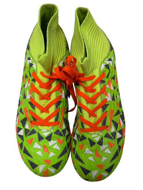 Vist Large View of Product Image Which is Used Dream Pairs Soccer Cleats Neon Green Junior 04