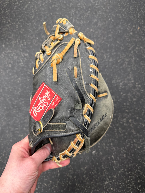 Vist Large View of Product Image Which is Used Rawlings RSCMY BB/SB Catchers RH Throw Black 31 1/2"