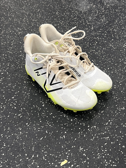 Vist Large View of Product Image Which is Used New Balance Freeze LAX Cleats Boys White Junior 05.5