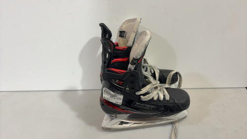 Vist Large View of Product Image Which is Used Bauer VAPOR 2X JR 3.5 Junior Hockey Skate Junior 03.5