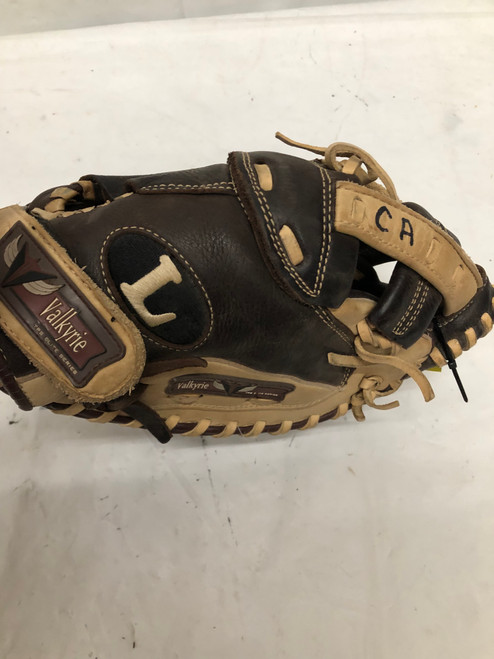 Vist Large View of Product Image Which is Used Louisville Slugger VALKYRIE VK204 BB/SB Catchers RH Throw Brown 33"