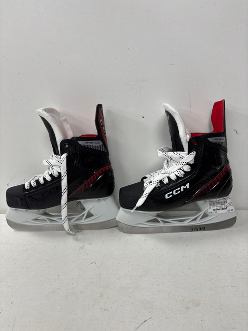 Vist Large View of Product Image Which is Used CCM JETSPEED FT445 Junior Hockey Skate Junior 03 (new= $110)