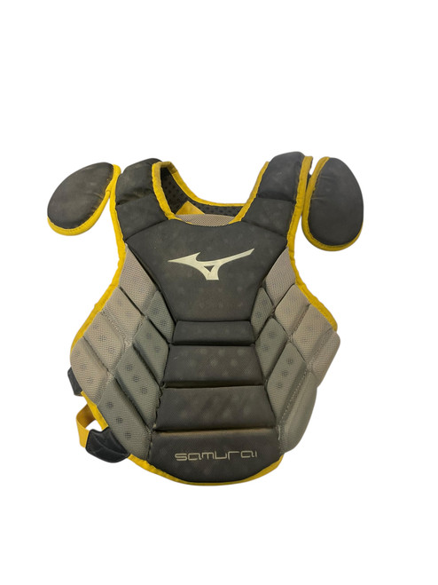 Vist Large View of Product Image Which is Used Mizuno SAMURAI Catchers Chest Protector Black Youth