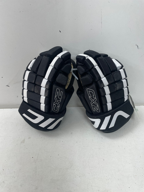 Vist Large View of Product Image Which is Used Vic CX2 Junior Gloves Black 11"