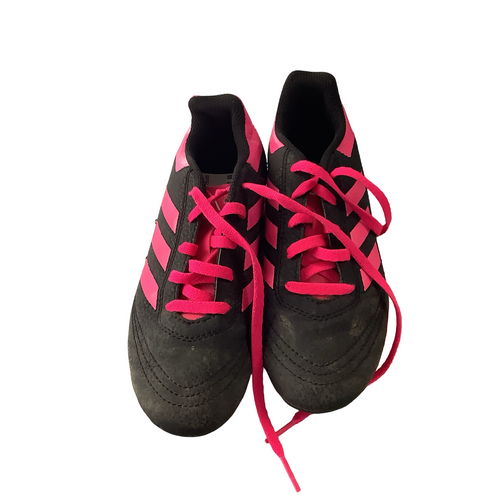 Vist Large View of Product Image Which is Used Adidas Soccer Cleats Black Junior 01