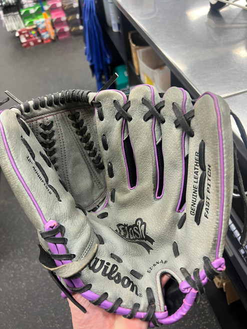 Vist Large View of Product Image Which is Used Wilson A04RF1912 RH Throw Fastpitch Gloves Grey 12"