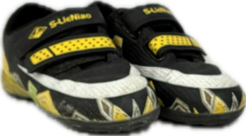 Vist Large View of Product Image Which is Used S-LIENIAO Soccer Turf Shoes Black And Yellow Junior 03