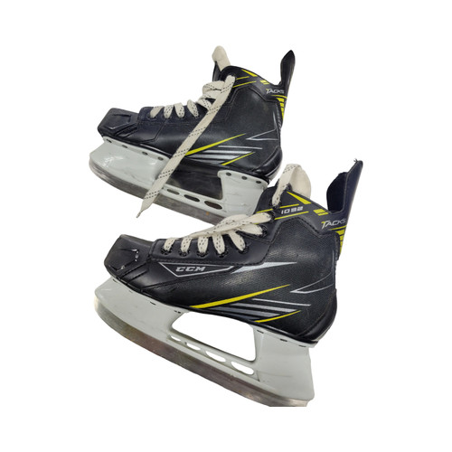Vist Large View of Product Image Which is Used CCM TACKS 1092 SKATES 3 Junior Hockey Skate Junior 03