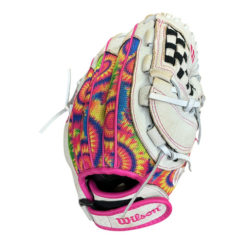 Vist Large View of Product Image Which is Used Wilson A440 FLASH RH Throw Fastpitch Gloves None 11 1/2"