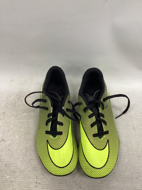 Vist Large View of Product Image Which is Used Nike Soccer Cleats Yellow Junior 05