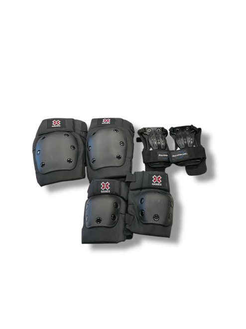 Vist Large View of Product Image Which is Used Rollerblade Inline Protective Set Black MD