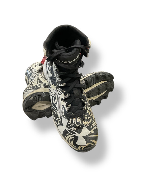 Vist Large View of Product Image Which is Used Under Armour Jr FB Cleats Black Junior 03