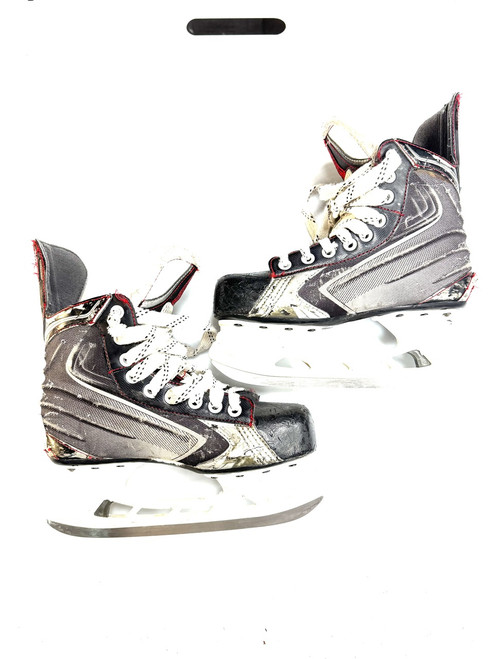 Vist Large View of Product Image Which is Used Bauer X60 Intermediate Hockey Skate Intermediate 5.0