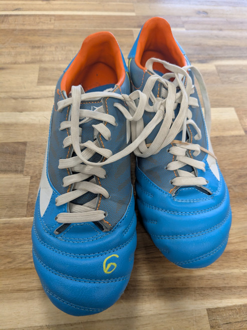 Vist Large View of Product Image Which is Used Diadora Soccer Cleats Royal Blue Senior 6