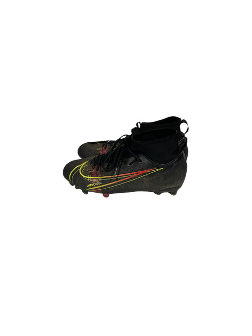Vist Large View of Product Image Which is Used Nike Soccer Cleats Black Junior 05