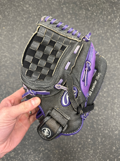 Vist Large View of Product Image Which is Used Rawlings HFP110BP RH Throw Fastpitch Gloves Purple 11"