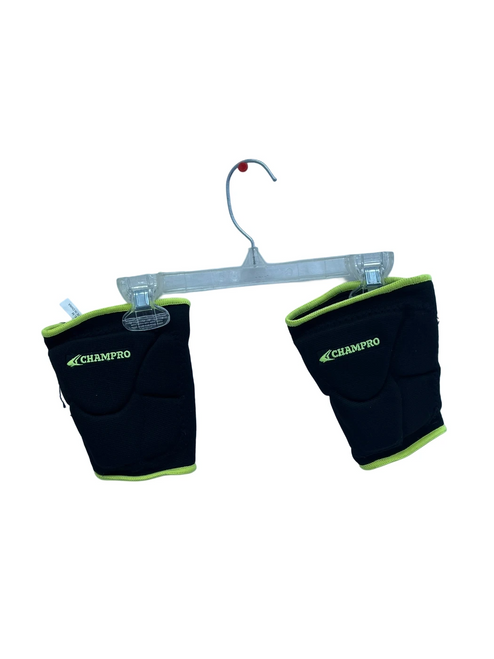 Vist Large View of Product Image Which is Used Champro Pro Plus Black Medium Volleyball Knee Pads