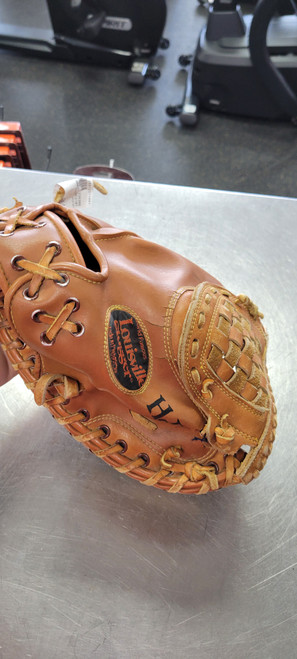 Vist Large View of Product Image Which is Used Louisville Slugger LSC210T BB/SB Catchers RH Throw Brown 29"