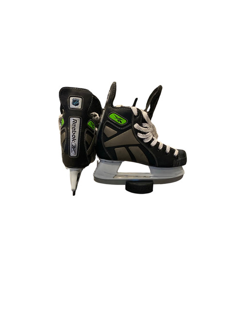 Vist Large View of Product Image Which is Used Reebok XT Junior Hockey Skate Junior 03