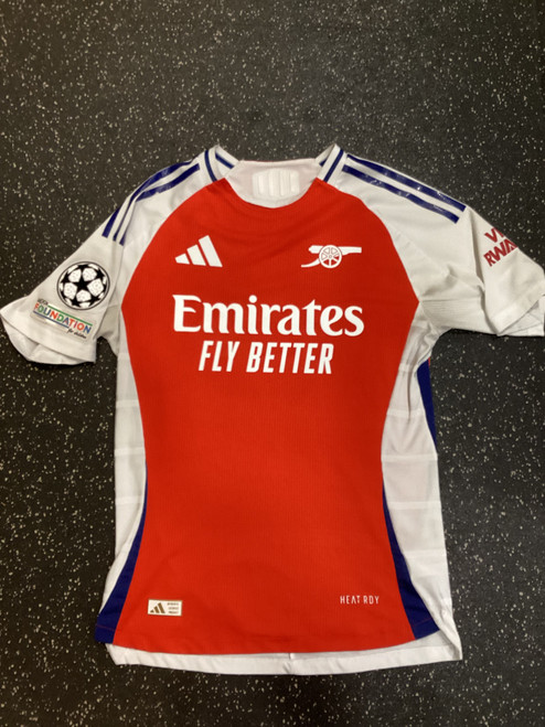 Vist Large View of Product Image Which is Used Adidas ARSENAL Soccer Top Adt Red LG