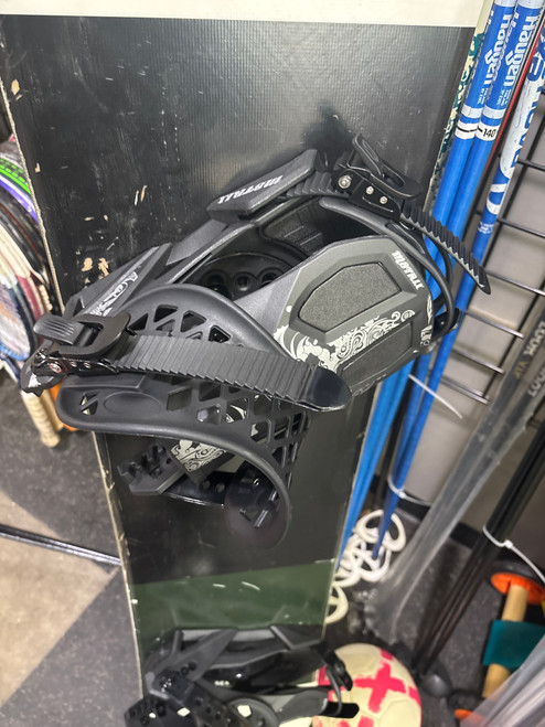 Vist Large View of Product Image Which is Used Ride MANIC Mens Board/Bindings Black 157 cm