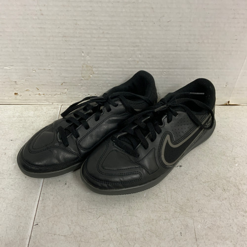 Vist Large View of Product Image Which is Used Nike Soccer Indoor Shoes Black Junior 03