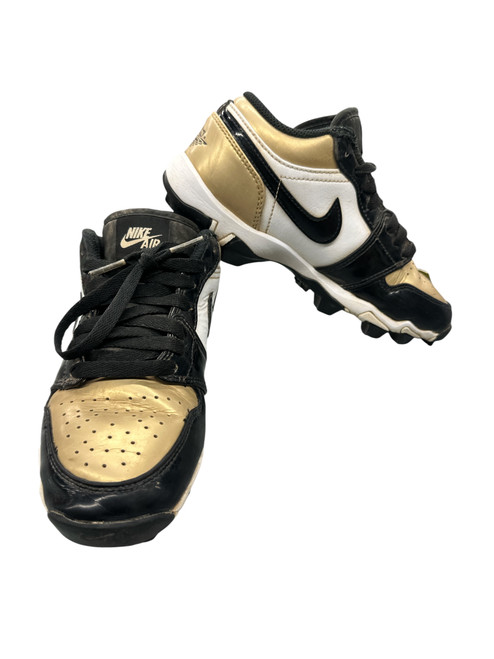 Vist Large View of Product Image Which is Used Nike AIR JORDAN BB/SB Cleats Black And Gold Junior 03