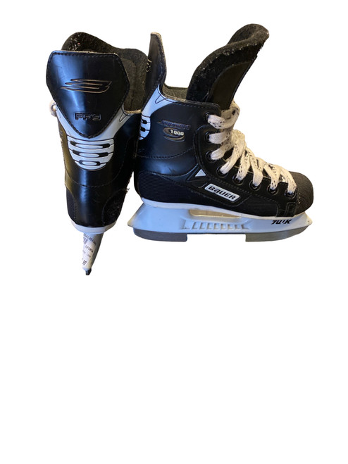 Vist Large View of Product Image Which is Used Bauer SUPREME 1000 Youth Hockey Skate Youth 12.0