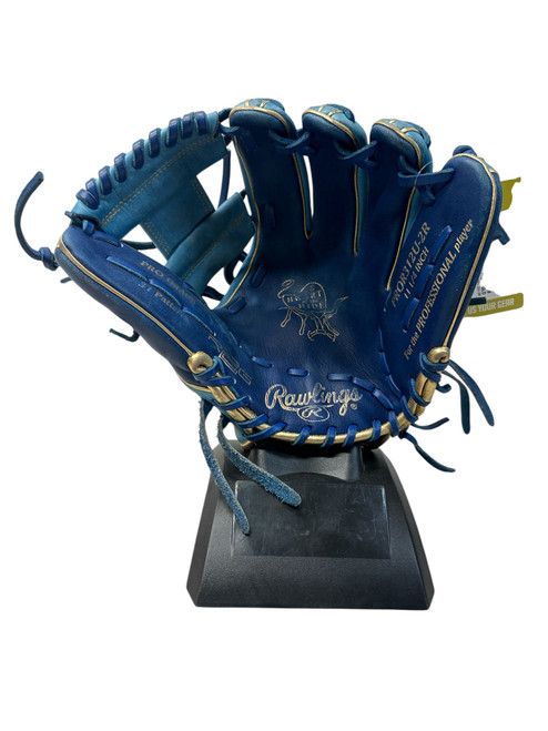 Vist Large View of Product Image Which is Used Rawlings PROR312U-2R BB/SB Glove RH Throw Royal Blue 11 1/4"