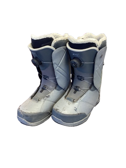 Vist Large View of Product Image Which is Used K2 MAYSIS Mens Snowboard Boots Grey Senior 9