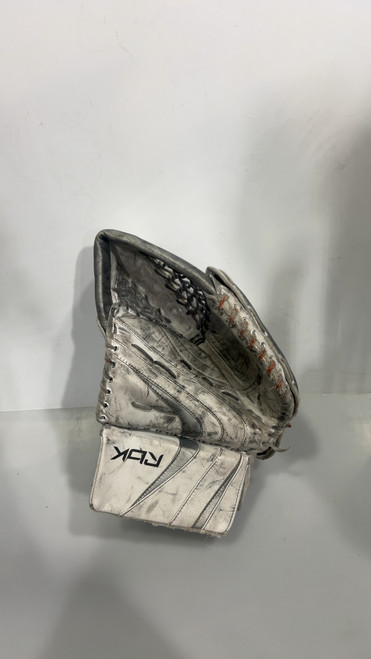 Vist Large View of Product Image Which is Used Reebok CATCHER REEBOK 8K Senior Goalie Catcher White