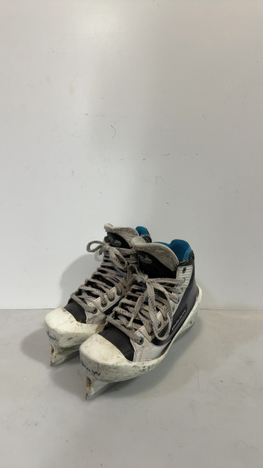 Vist Large View of Product Image Which is Used Bauer REACTOR 4000 GSKT SZ 6 Senior Goalie Skate Senior 6.5