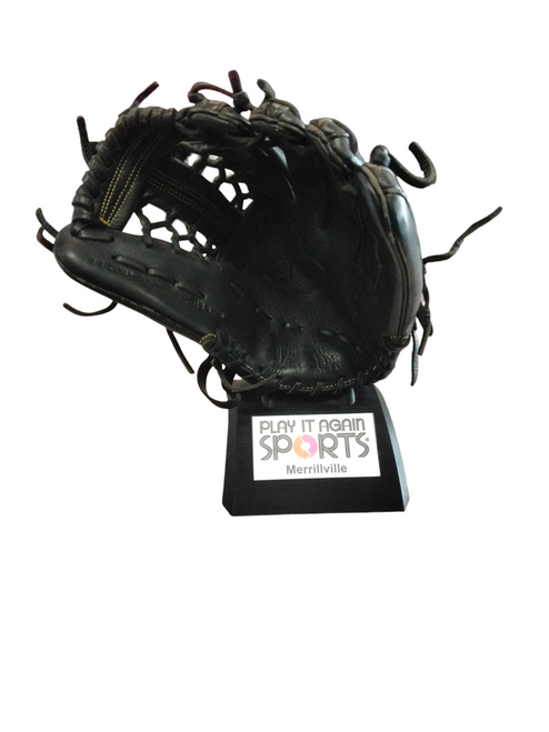 Vist Large View of Product Image Which is Used Wilson A950 BB/SB Glove RH Throw Black 11 1/2"