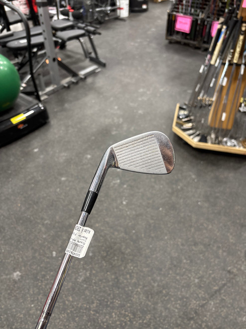 Vist Large View of Product Image Which is Used Mizuno MP-15 Mens Individual Iron RH 8 Iron