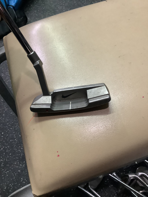 Vist Large View of Product Image Which is Used Nike Jr Putter RH