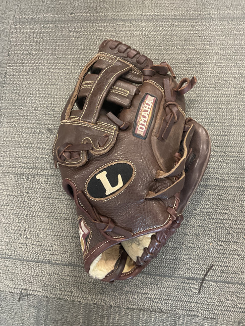 Vist Large View of Product Image Which is Used Louisville Slugger OMAHA PRO SERIES BB/SB Glove RH Throw Brown 11 3/4"