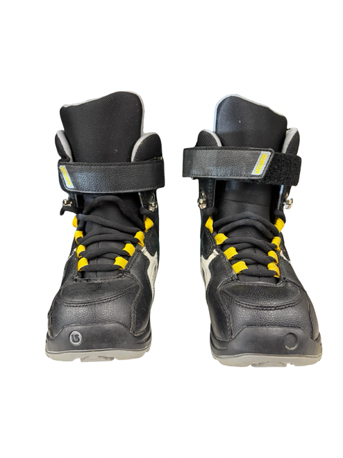 Vist Large View of Product Image Which is Used Burton KIDS FREESTYLE Boys Snowboard Boots Black Junior 02