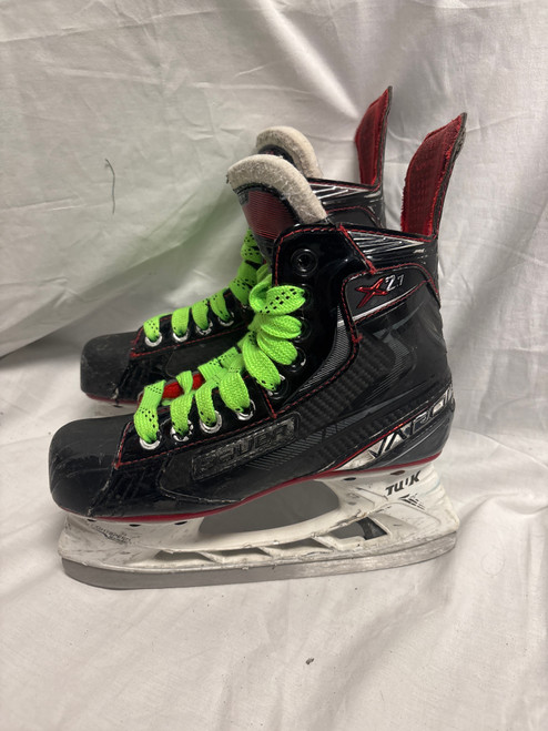 Vist Large View of Product Image Which is Used Bauer VAPOR X2.7 SKATE Junior Hockey Skate Junior 02.5