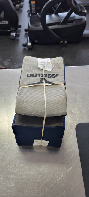 Vist Large View of Product Image Which is Used Mizuno ADULT BB/SB Catchers Knee Savers Navy Blue