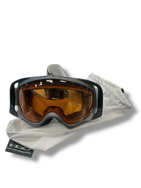 Vist Large View of Product Image Which is Used Oakley Snow Goggles Adult Black